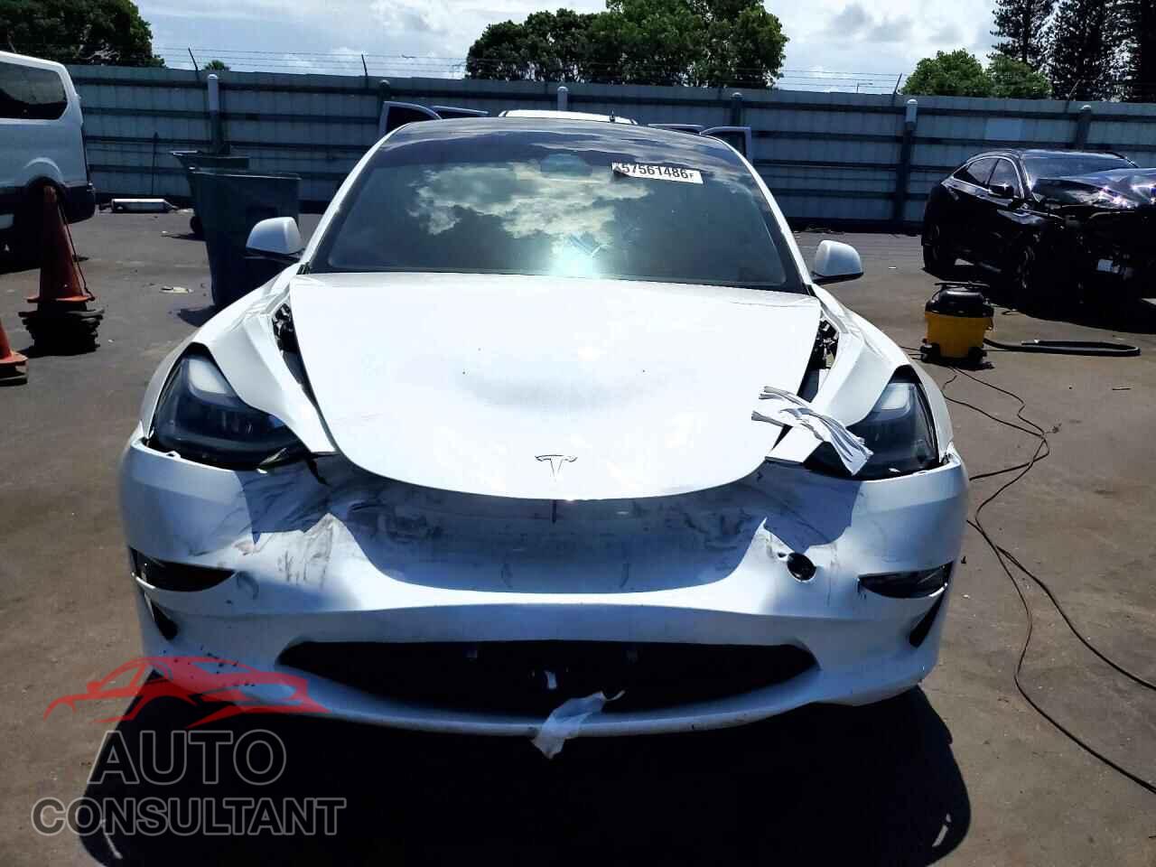 TESLA MODEL 3 2023 - 5YJ3E1EA3PF670241