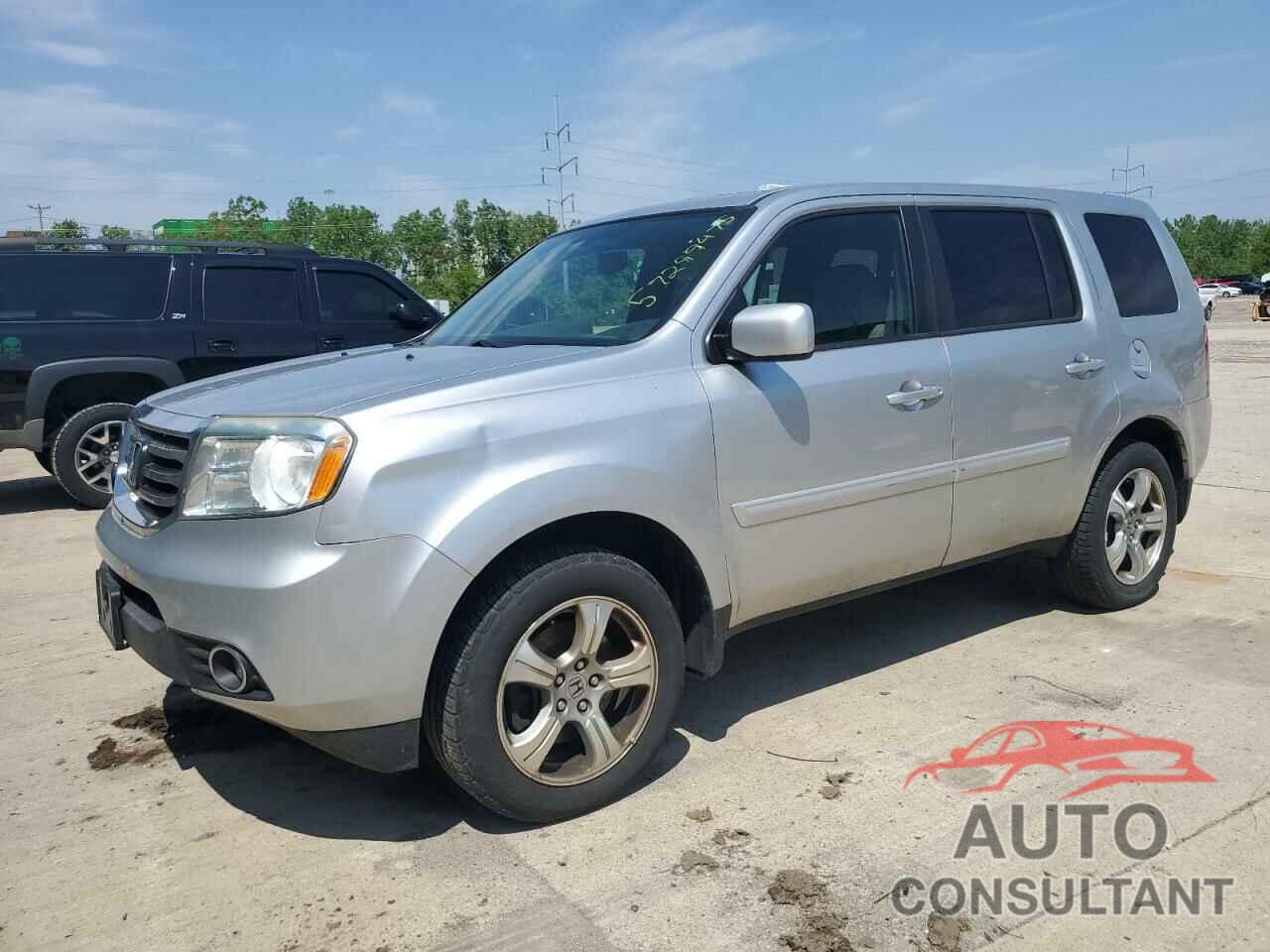 HONDA PILOT 2013 - 5FNYF4H74DB036971