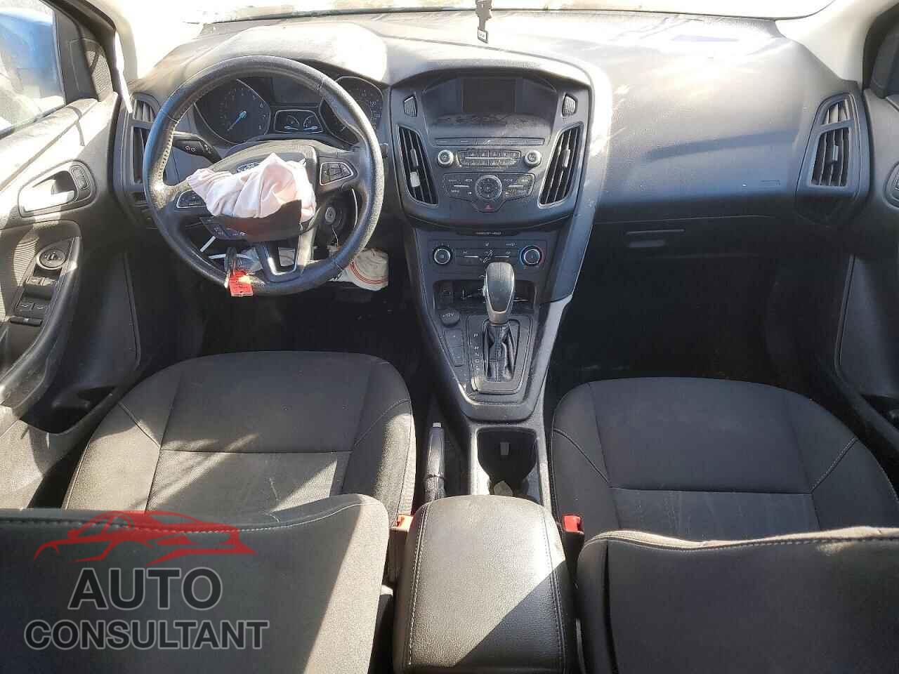 FORD FOCUS 2018 - 1FADP3F27JL312703