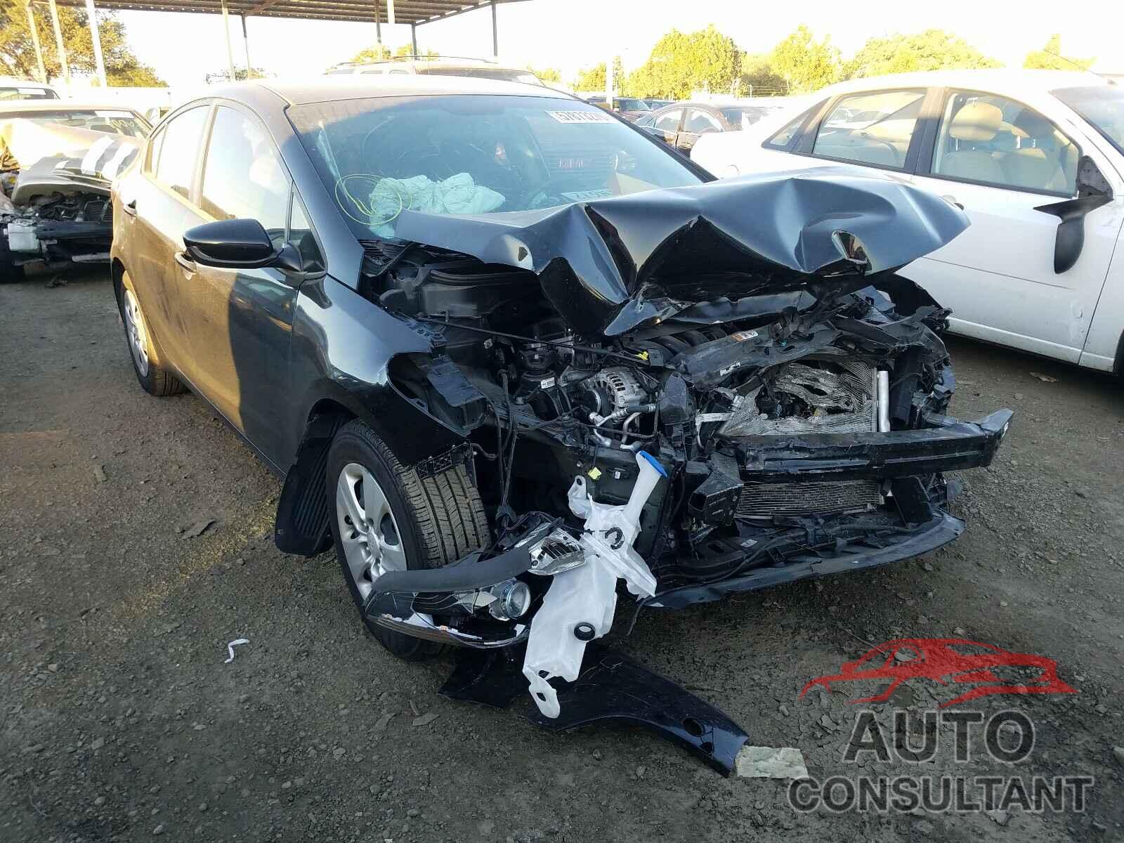 KIA FORTE 2018 - 3KPFK4A77JE280208