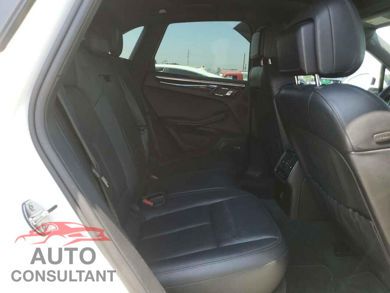 PORSCHE MACAN 2017 - WP1AB2A54HLB16833