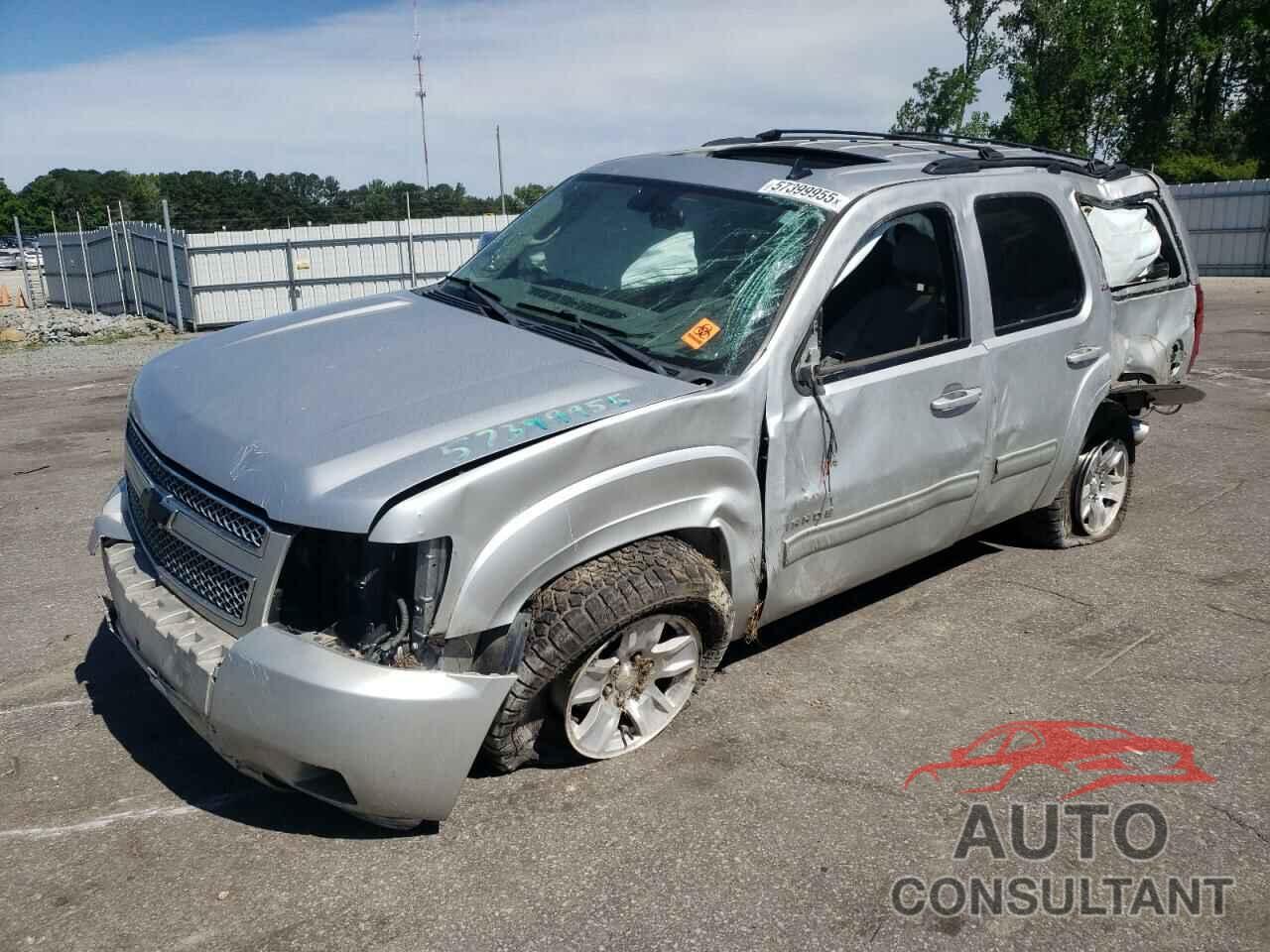 CHEVROLET TAHOE 2011 - 1GNSKBE08BR292588