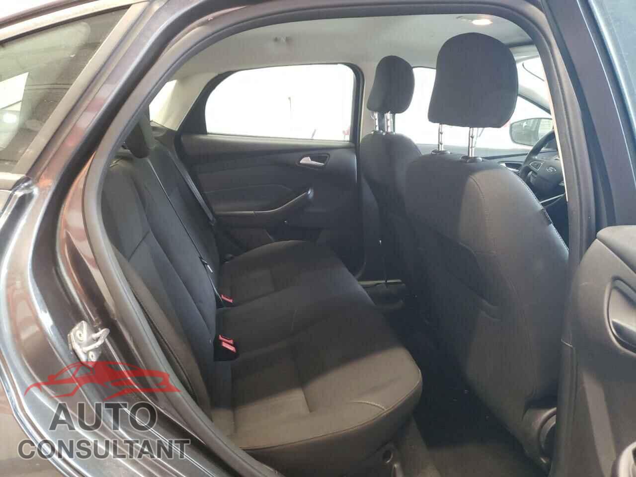 FORD FOCUS 2016 - 1FADP3F28GL226454