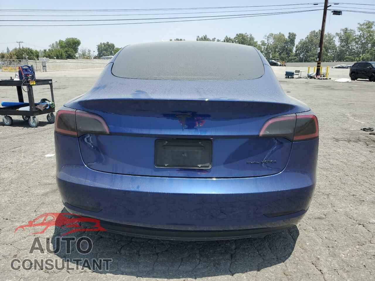 TESLA MODEL 3 2021 - 5YJ3E1EB8MF999425