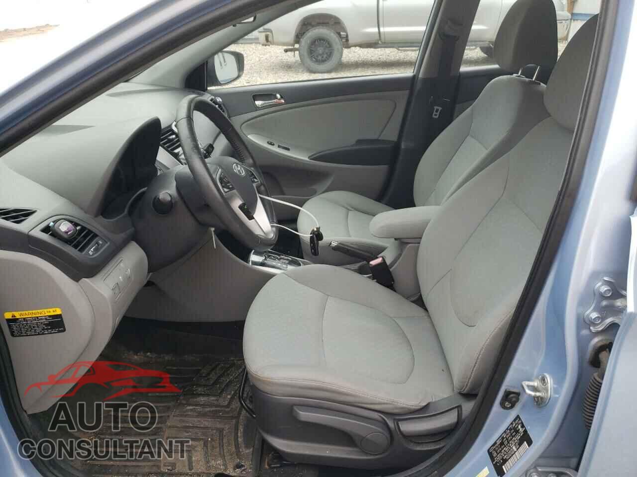 HYUNDAI ACCENT 2012 - KMHCU5AE8CU012477