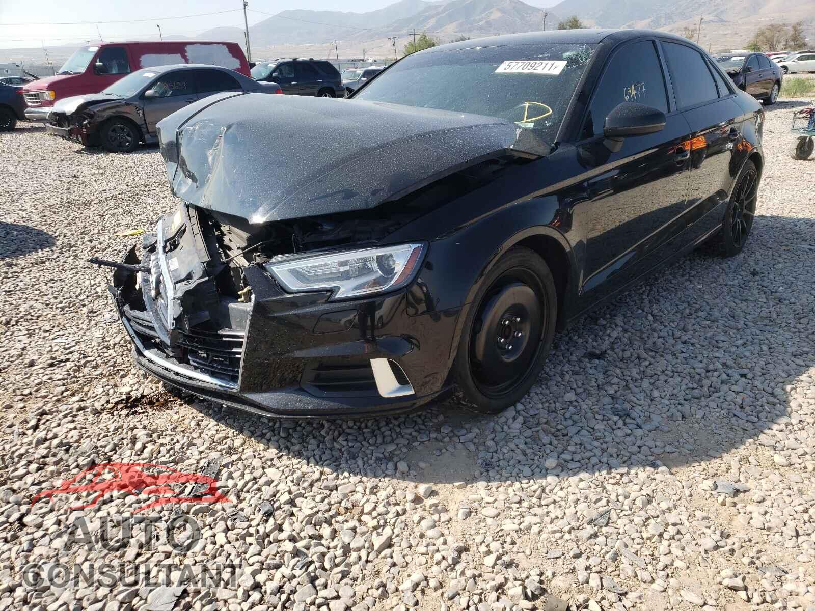 AUDI A3 2017 - WAUB8GFF7H1026815