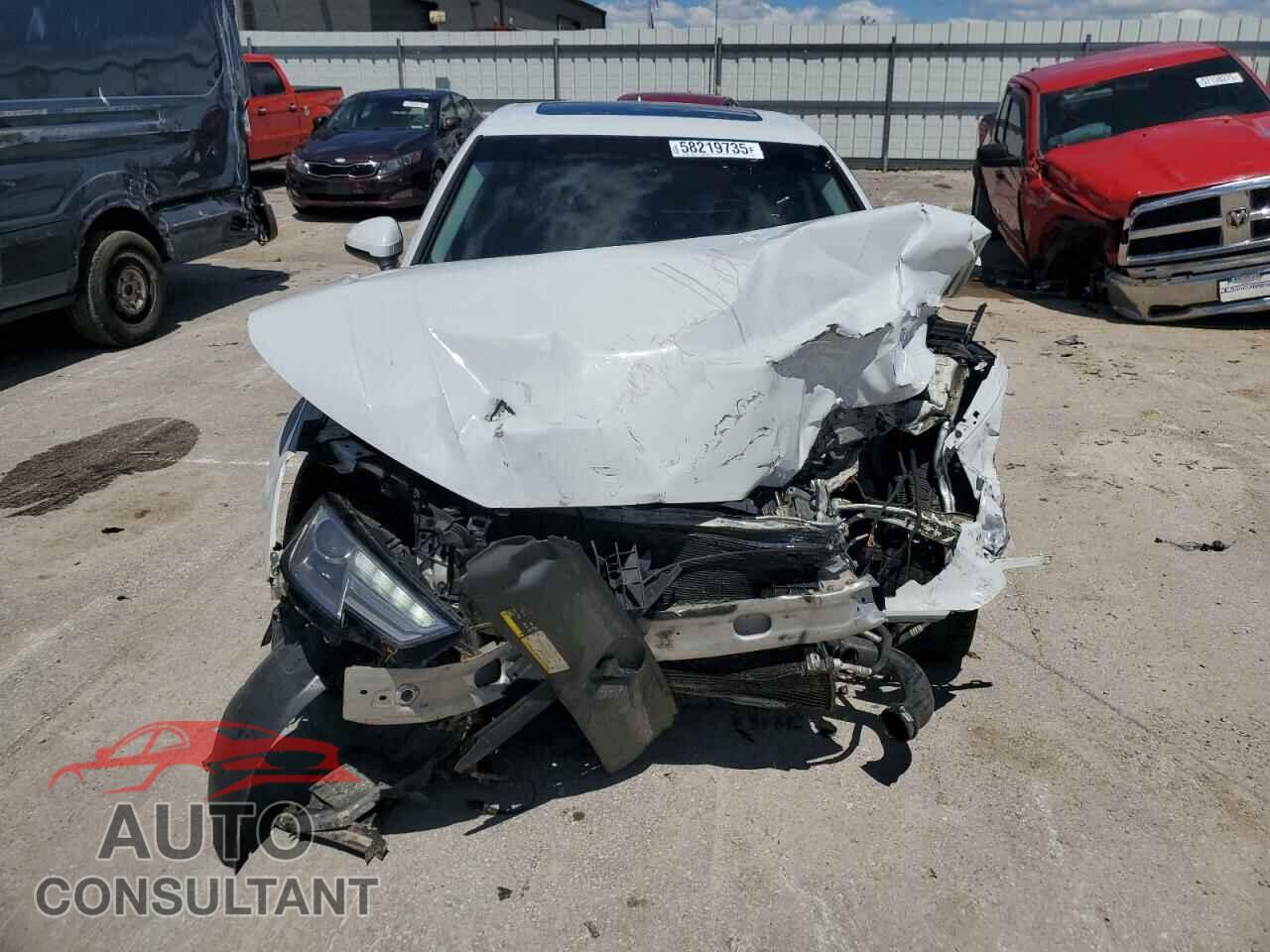 AUDI A4 2017 - WAUDNAF45HN050004