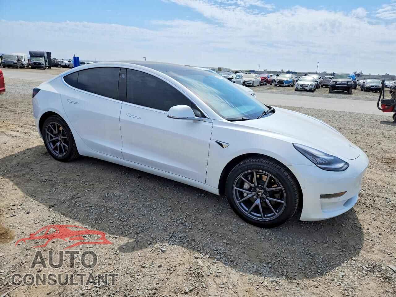 TESLA MODEL 3 2020 - 5YJ3E1EAXLF644908