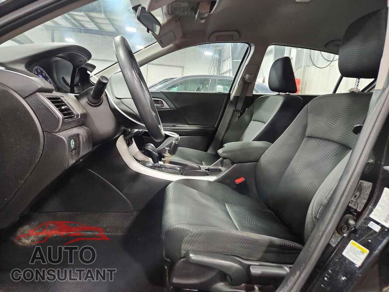 HONDA ACCORD 2015 - 1HGCR2F39FA182995