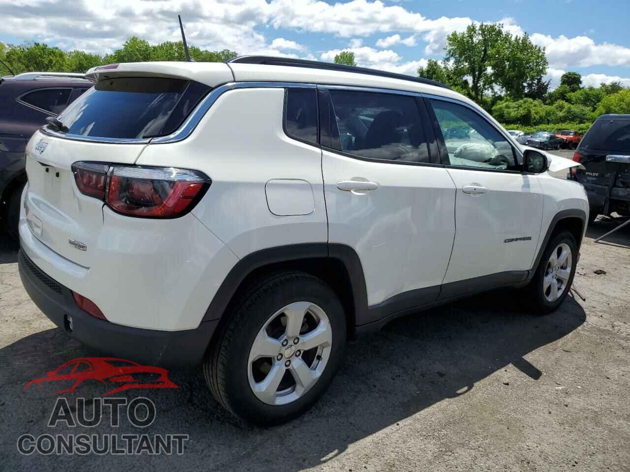JEEP COMPASS 2018 - 3C4NJDBB3JT399547