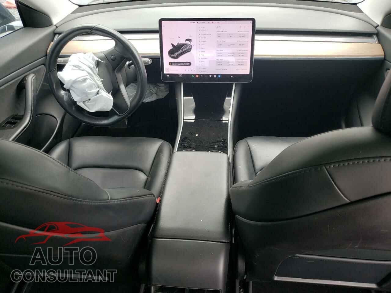 TESLA MODEL 3 2018 - 5YJ3E1EA7JF157890