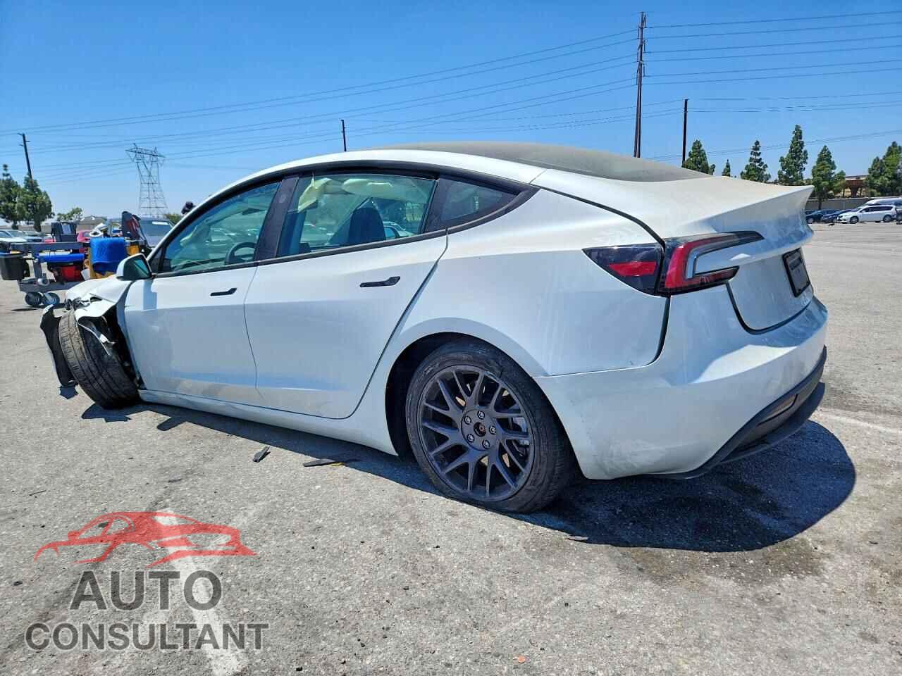 TESLA MODEL 3 2024 - 5YJ3E1EA2RF720971