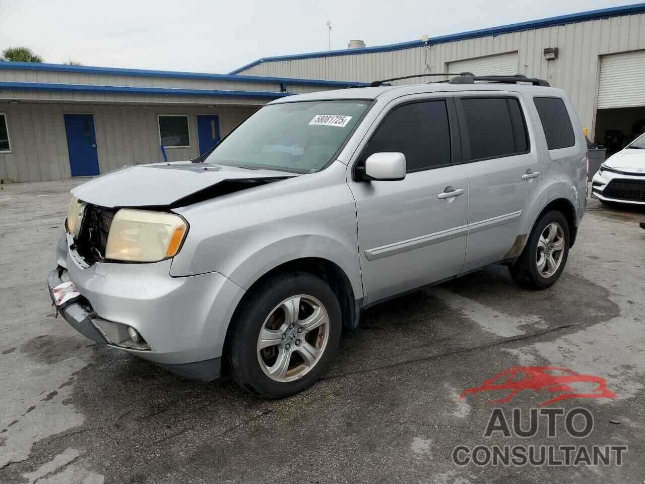 HONDA PILOT 2013 - 5FNYF4H41DB050896