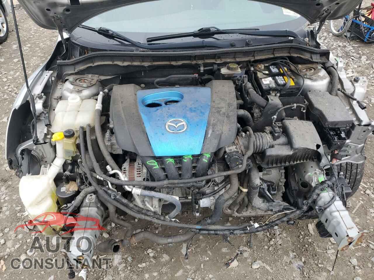 MAZDA 3 2012 - JM1BL1V82C1577583