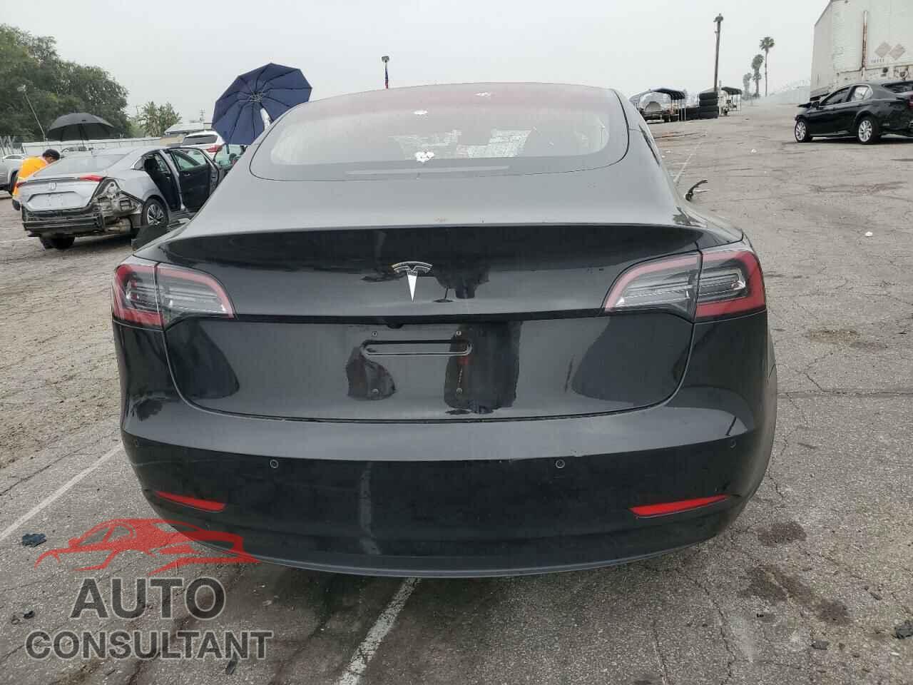 TESLA MODEL 3 2018 - 5YJ3E1EA4JF166076