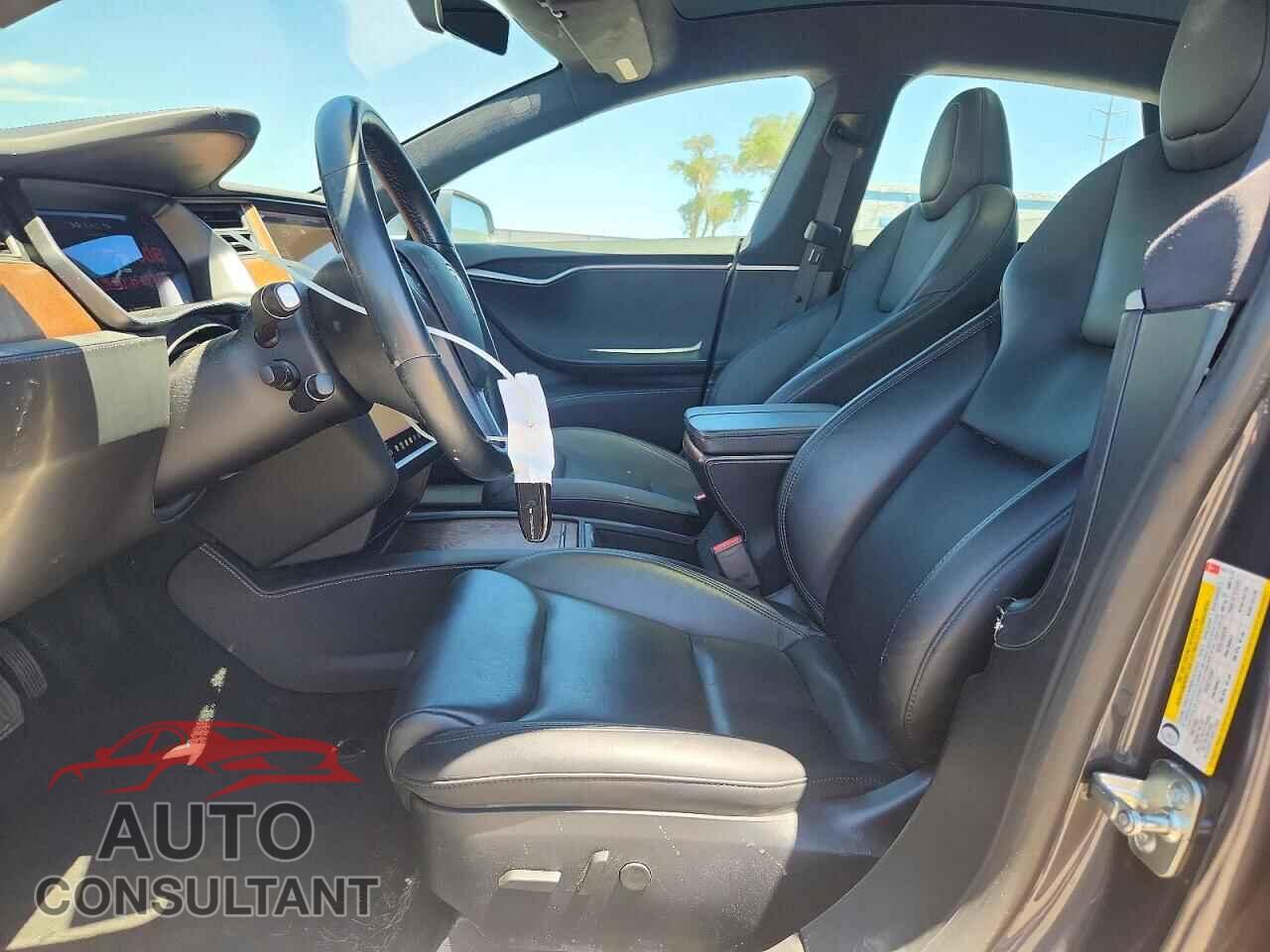 TESLA MODEL S 2021 - 5YJSA1E20MF427773