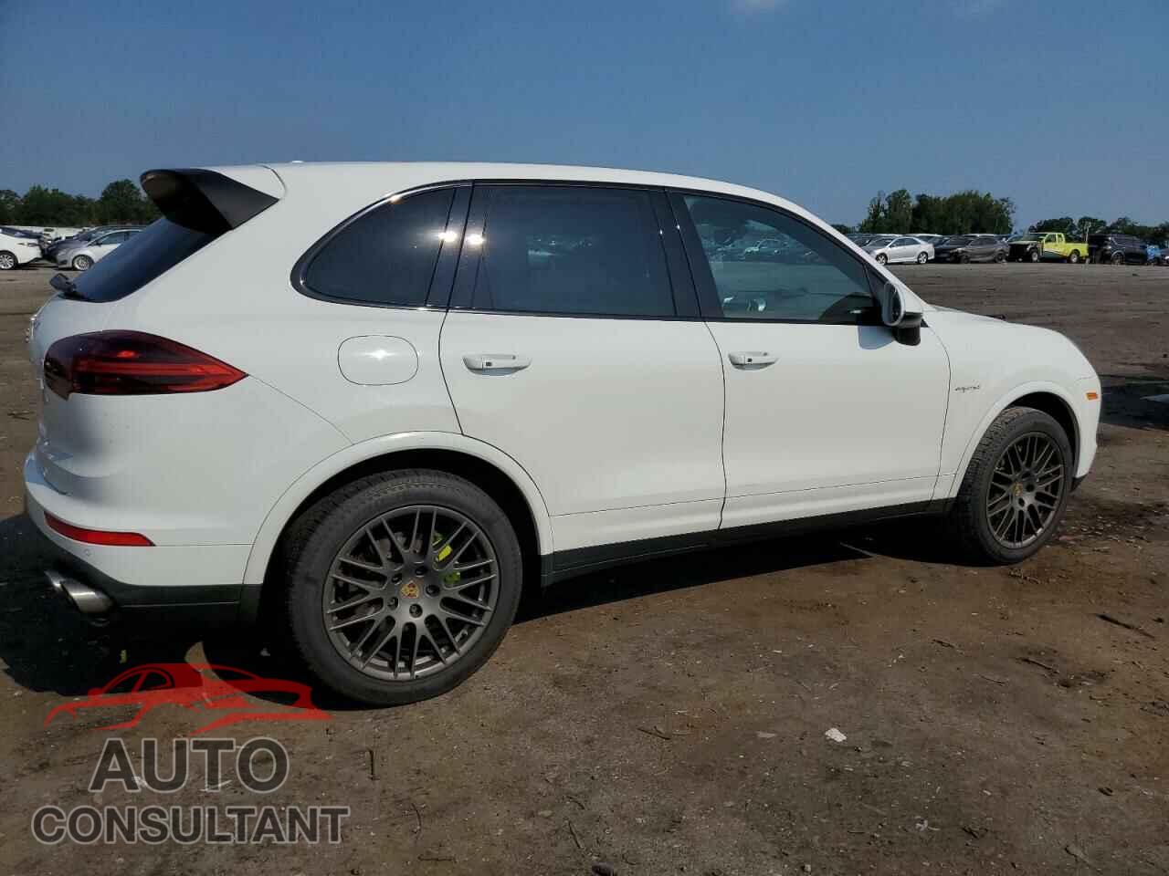 PORSCHE CAYENNE 2017 - WP1AE2A21HLA74568
