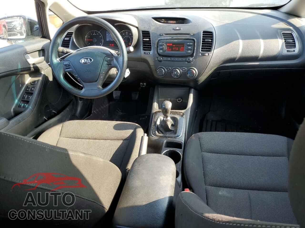 KIA FORTE 2017 - 3KPFK4A79HE037476