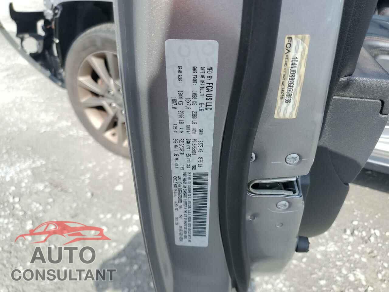 JEEP COMPASS 2016 - 1C4NJDBB2GD798836