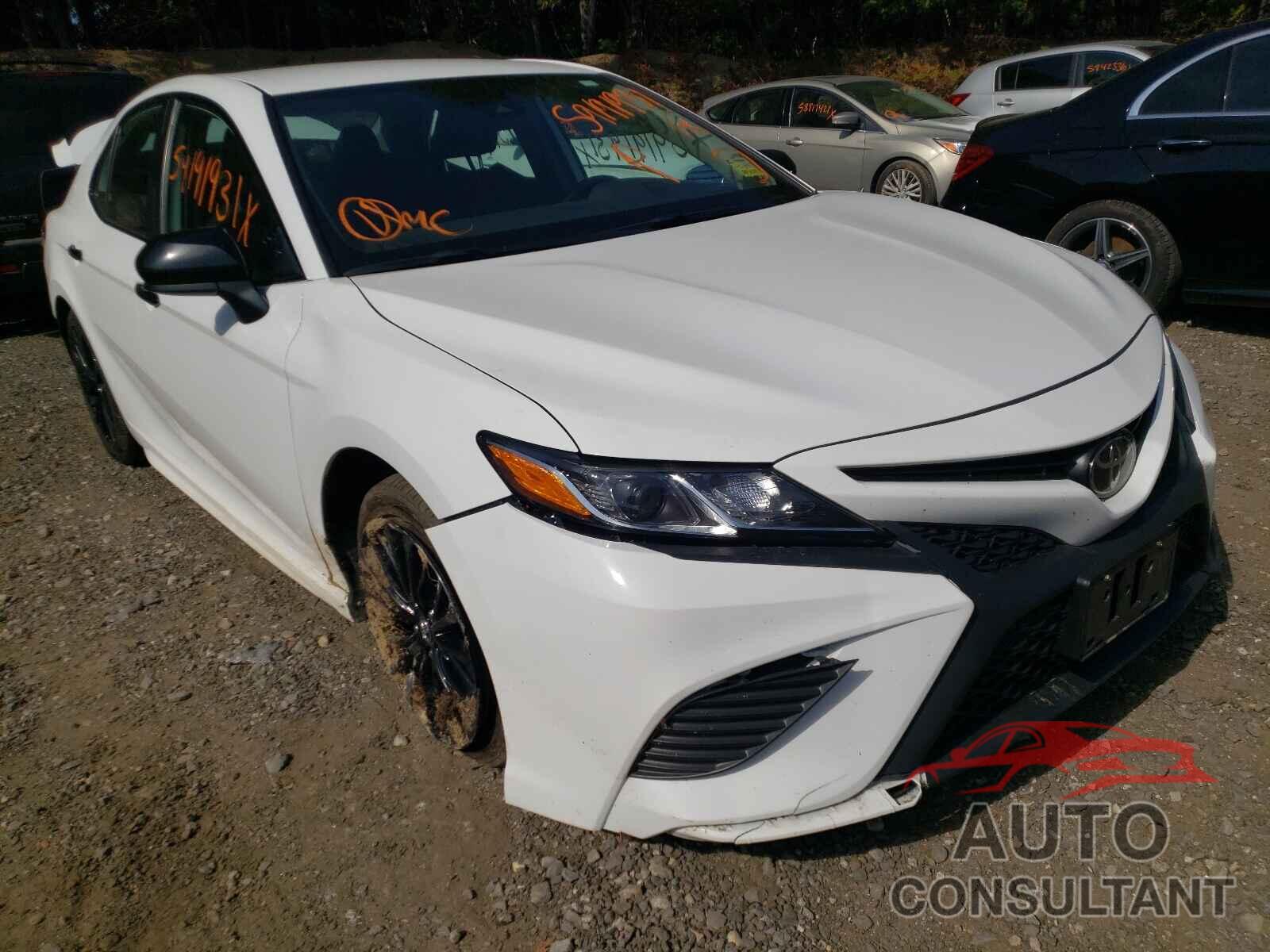 TOYOTA CAMRY 2020 - 4T1G11AK9LU335526