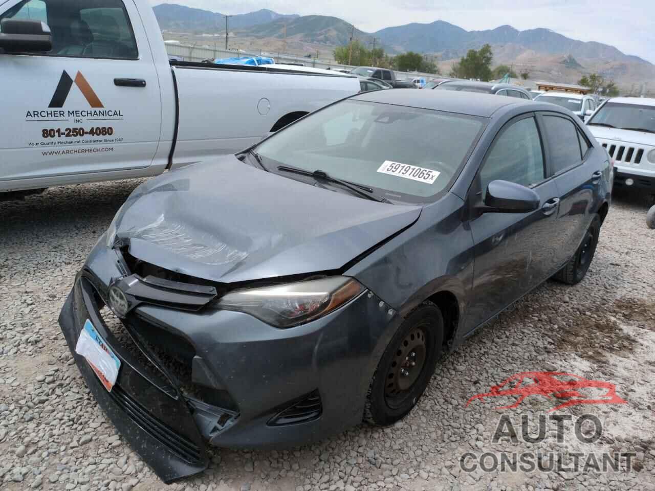 TOYOTA COROLLA 2018 - 5YFBURHE7JP815403