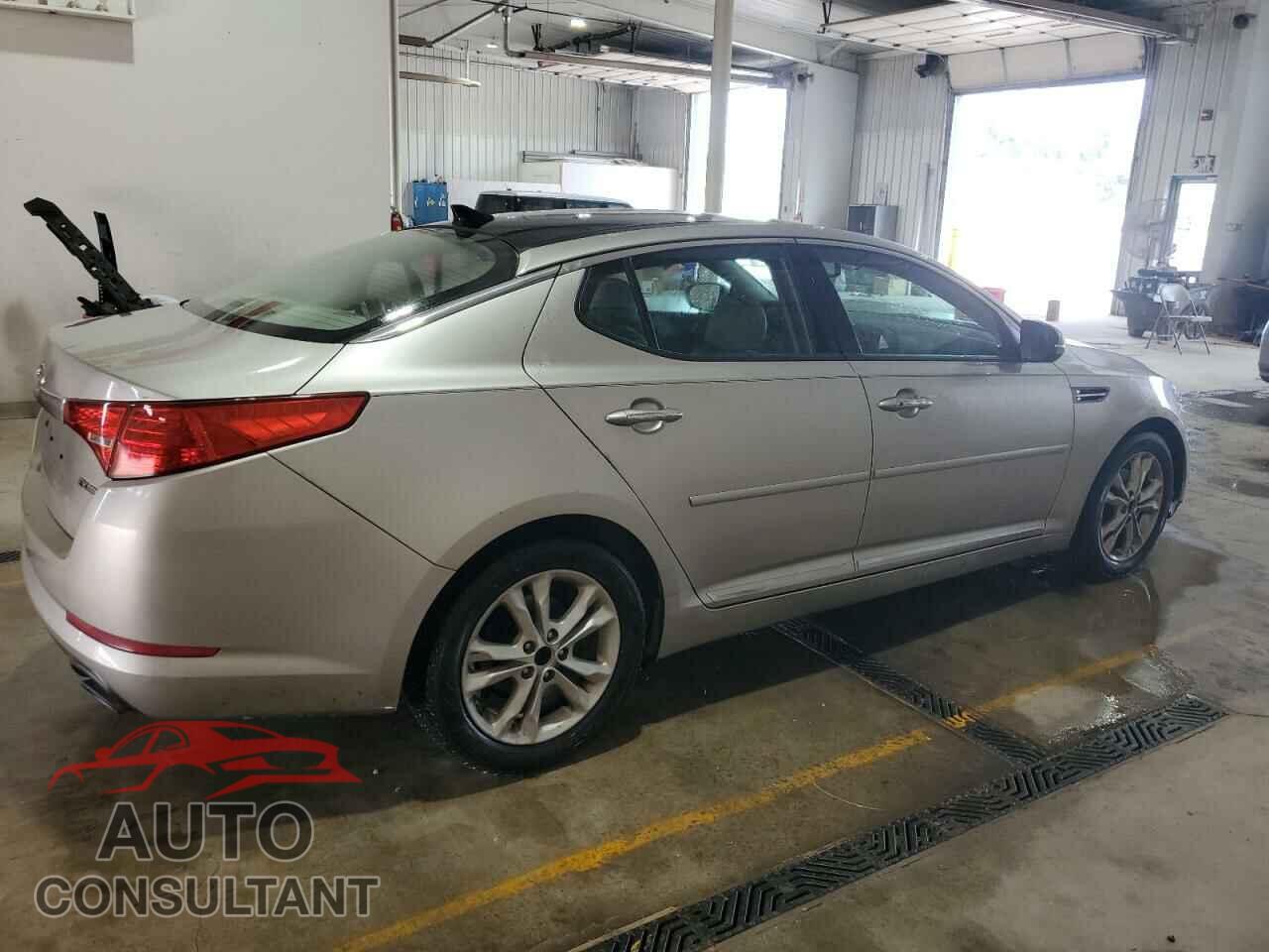 KIA OPTIMA 2011 - KNAGN4A73B5168902