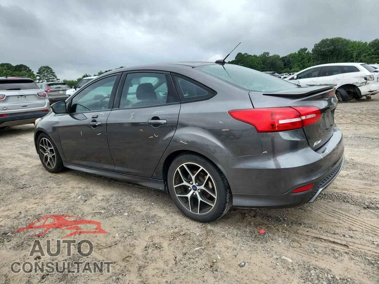 FORD FOCUS 2015 - 1FADP3F24FL379654