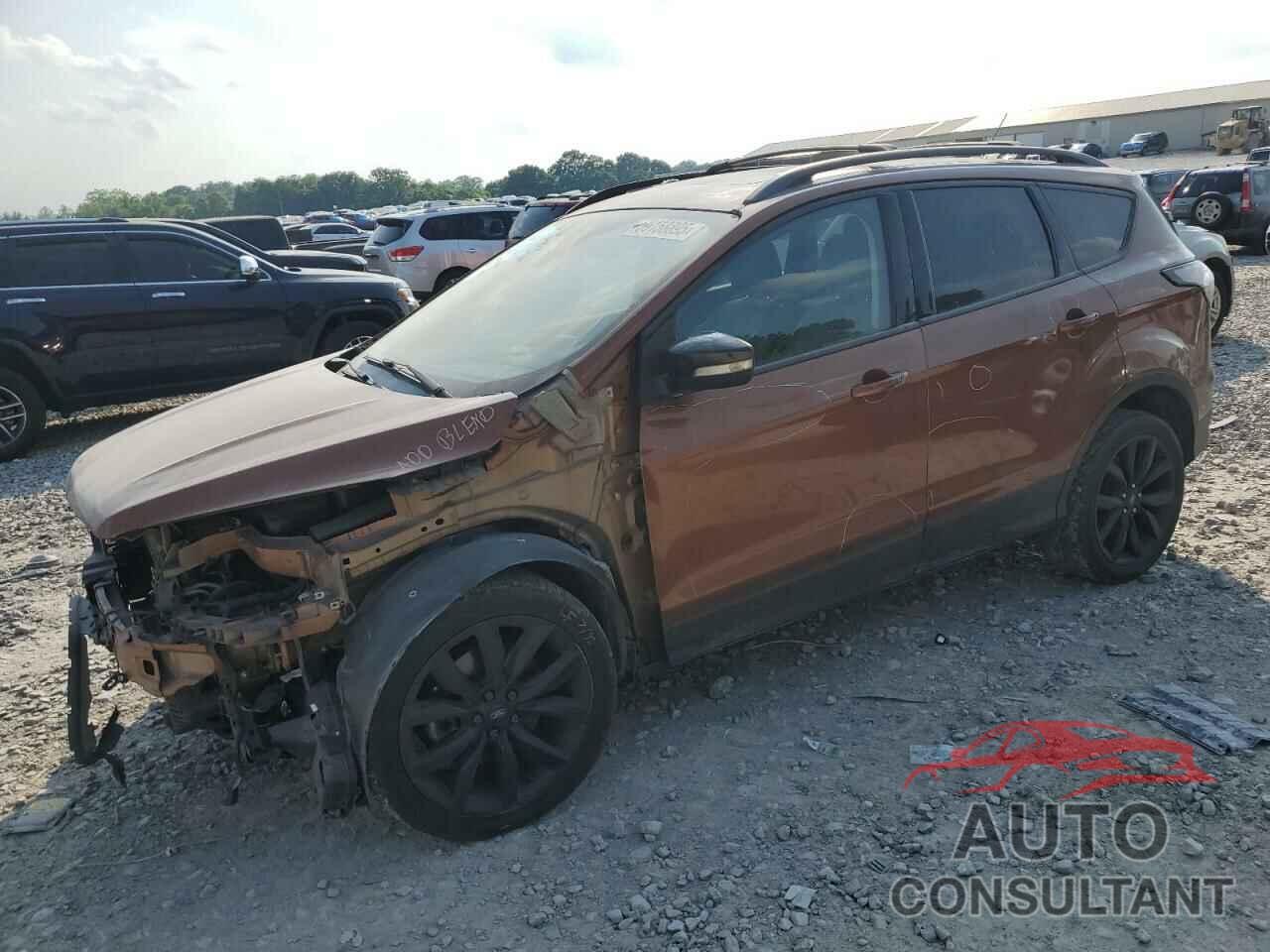 FORD ESCAPE 2017 - 1FMCU9J93HUE00735