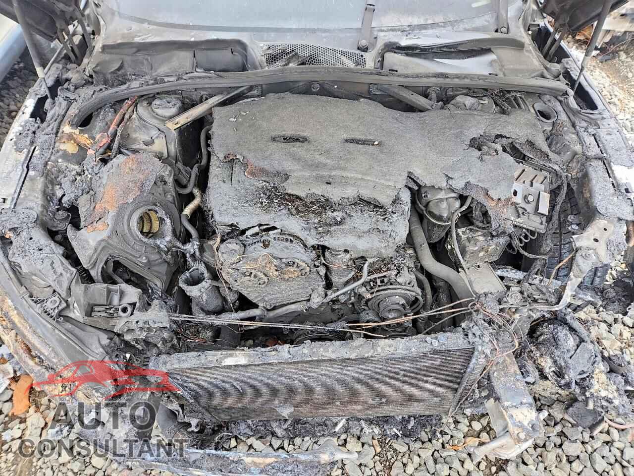 AUDI A5 2021 - WAUFACF56MA047865