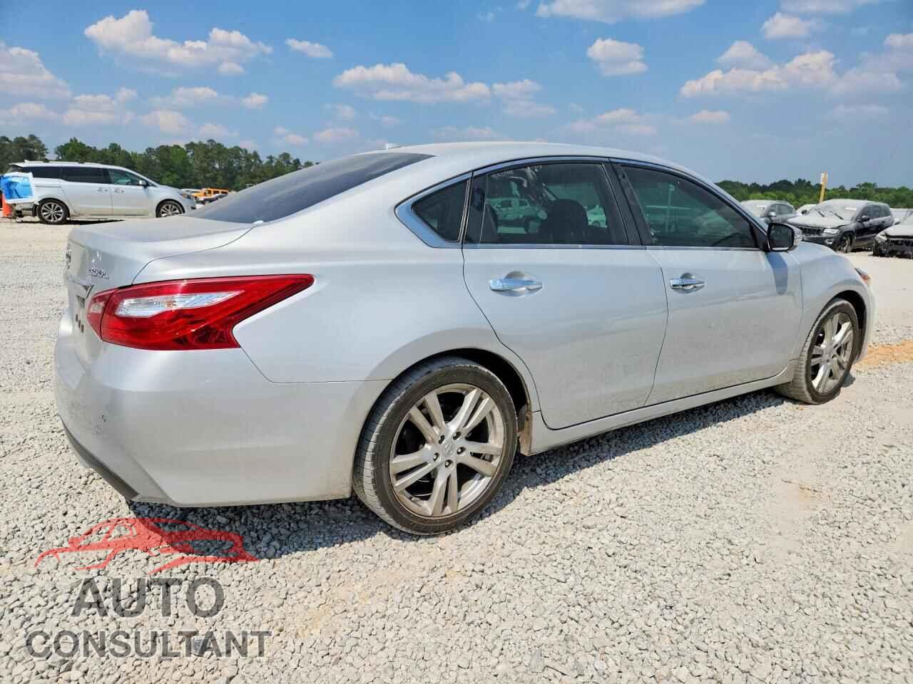 NISSAN ALTIMA 2017 - 1N4BL3AP2HC165366
