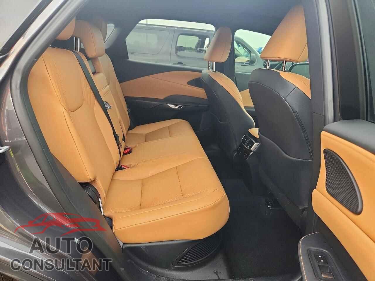 LEXUS UNKNOWN 2025 - 2T2BBMCAXSC085626