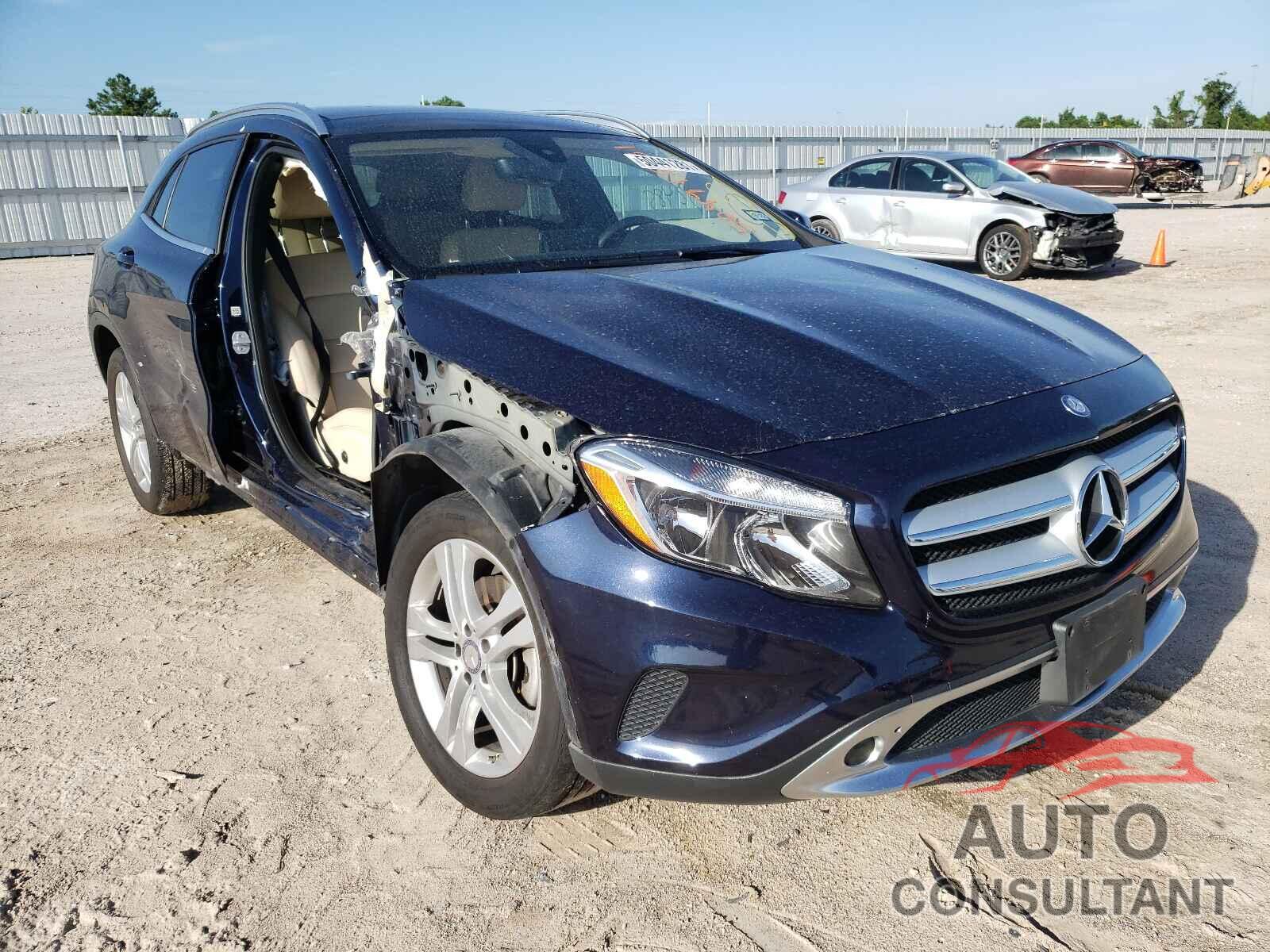 MERCEDES-BENZ GLA-CLASS 2017 - WDCTG4EB3HJ330712