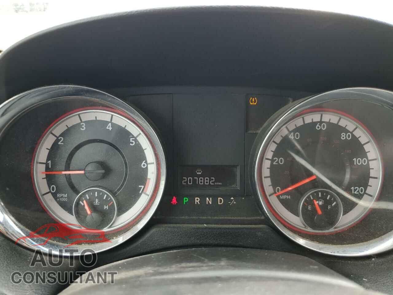 DODGE CARAVAN 2011 - 2D4RN3DG8BR637747