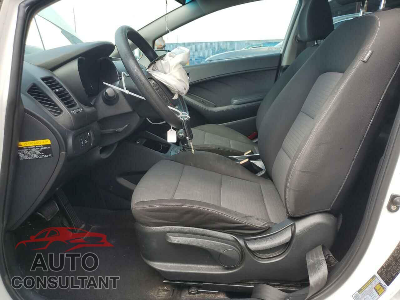 KIA FORTE 2015 - KNAFX4A67F5416393