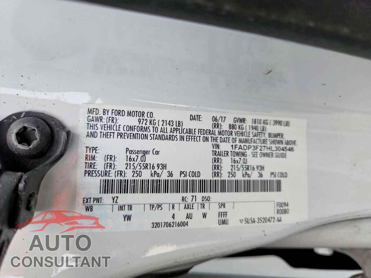 FORD FOCUS 2017 - 1FADP3F27HL304546