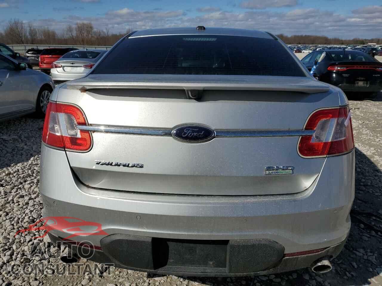FORD TAURUS 2010 - 1FAHP2KT8AG114375