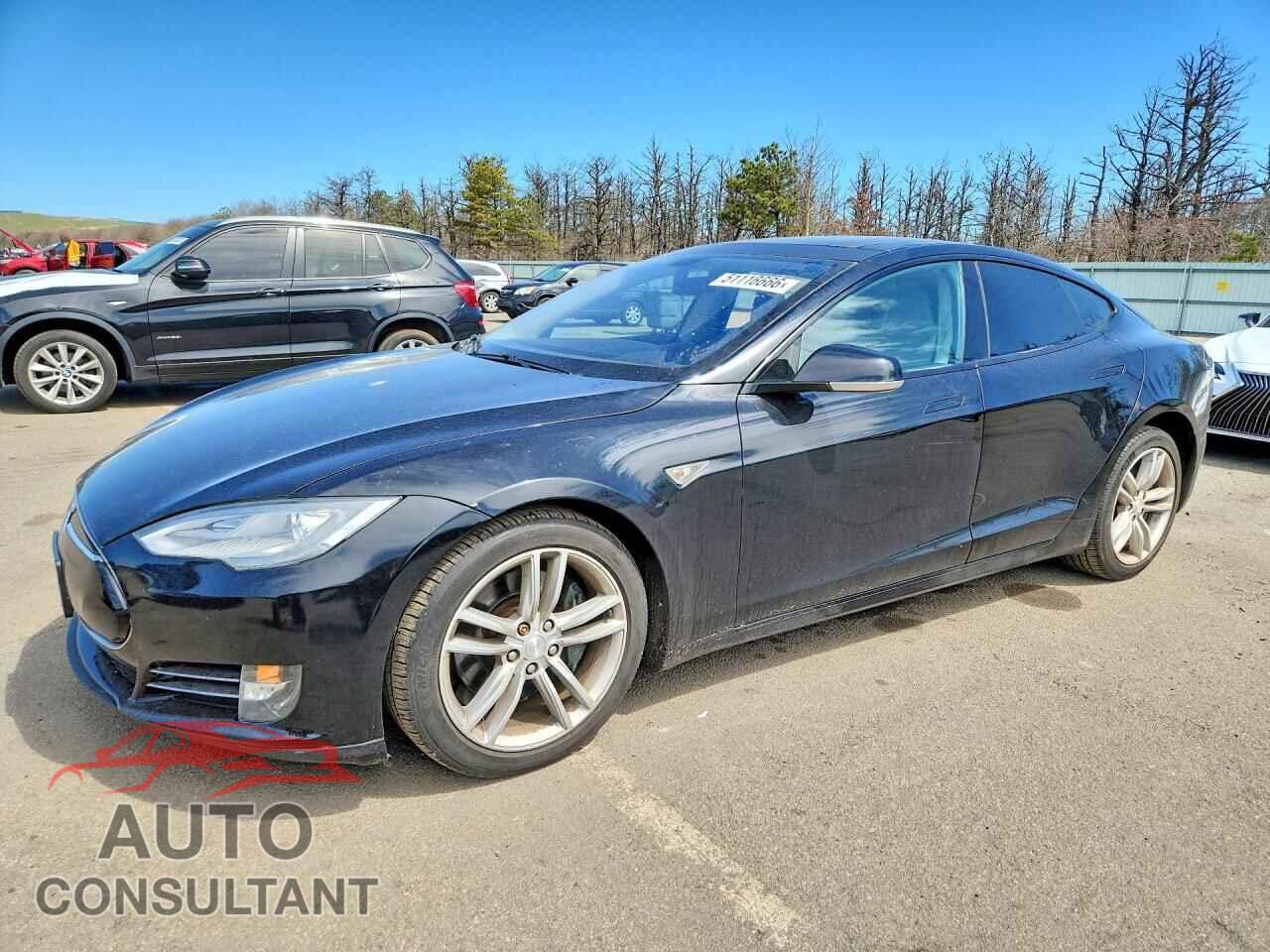 TESLA MODEL S 2013 - 5YJSA1DP6DFP14029