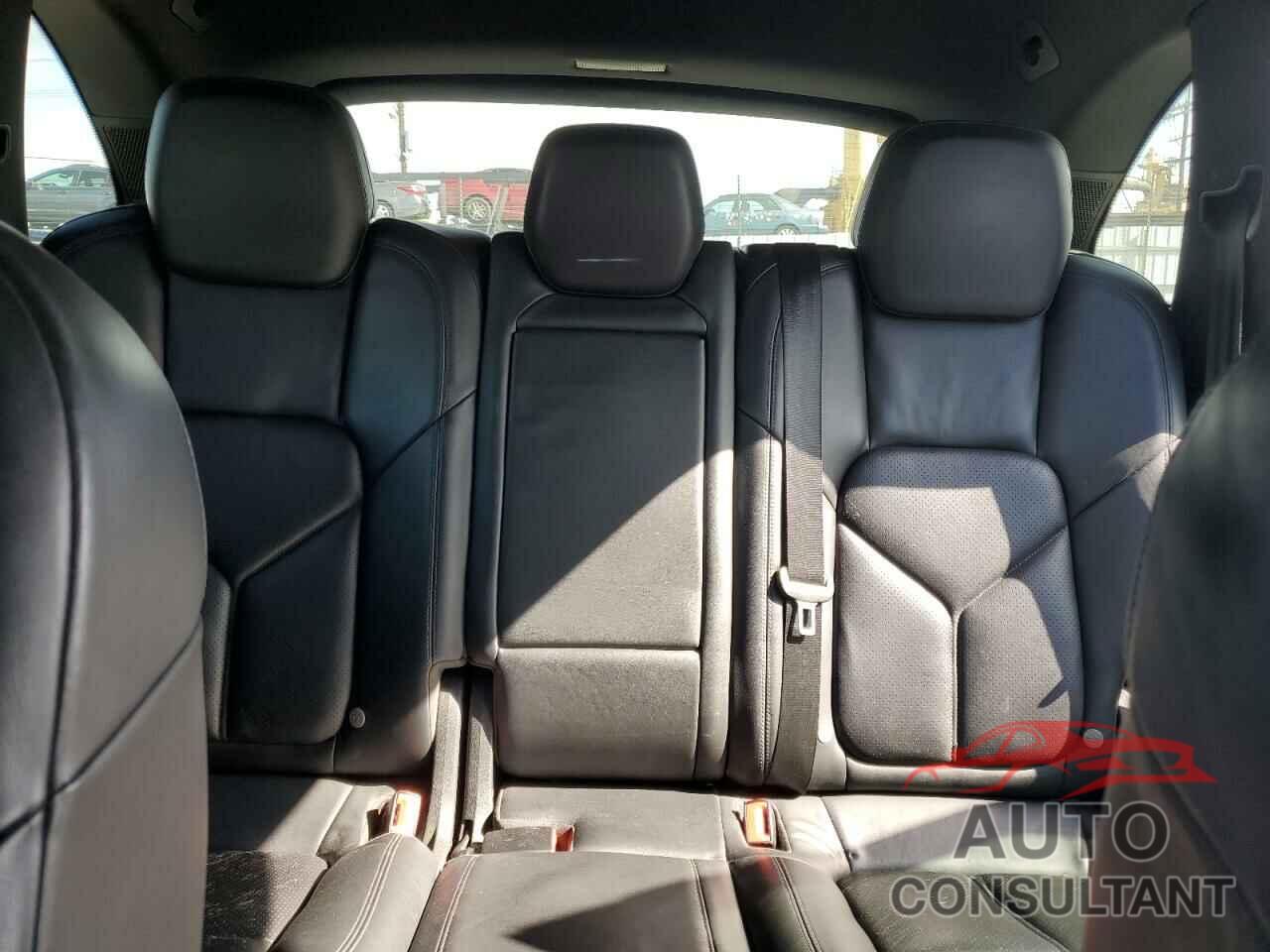 PORSCHE CAYENNE 2012 - WP1AB2A24CLA49620