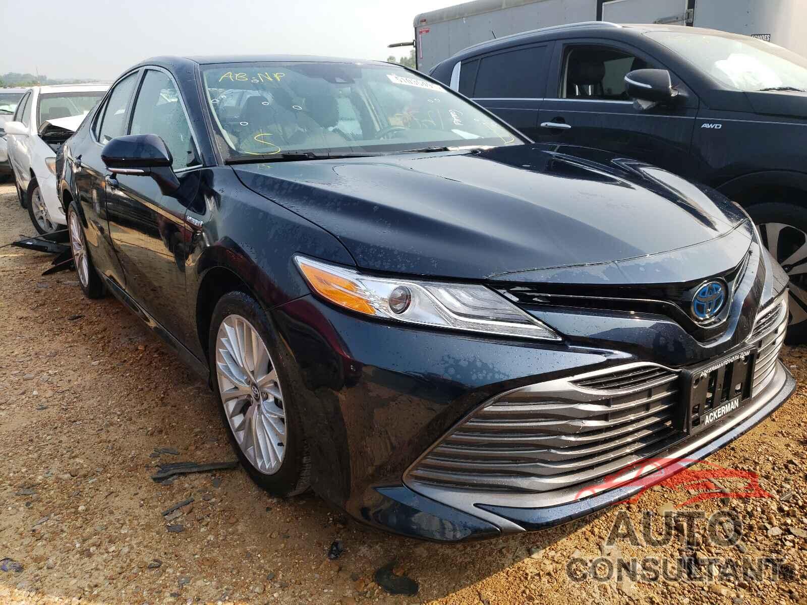 TOYOTA CAMRY 2020 - 4T1F31AK1LU530655