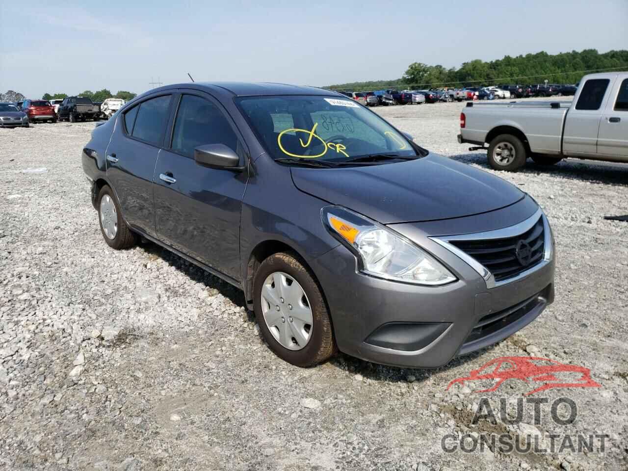NISSAN VERSA 2018 - 3N1CN7AP6JL883760