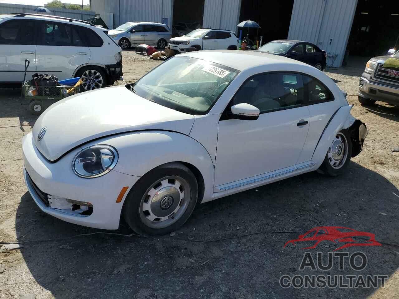 VOLKSWAGEN BEETLE 2016 - 3VWF17AT0GM632039