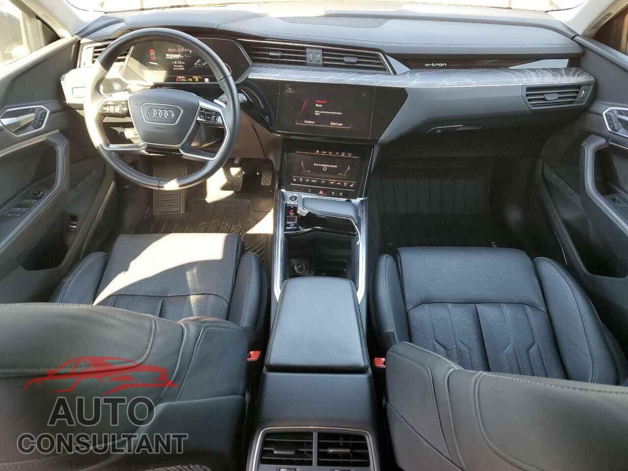 AUDI E-TRON 2021 - WA1VAAGEXMB028077