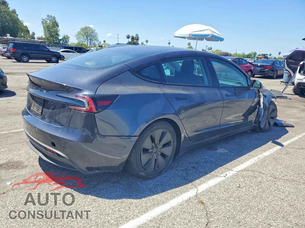 TESLA MODEL 3 2024 - 5YJ3E1EA0RF742130