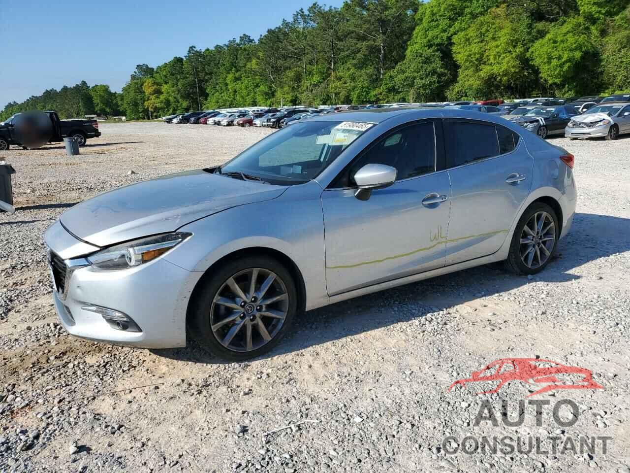 MAZDA 3 2018 - 3MZBN1W33JM161729