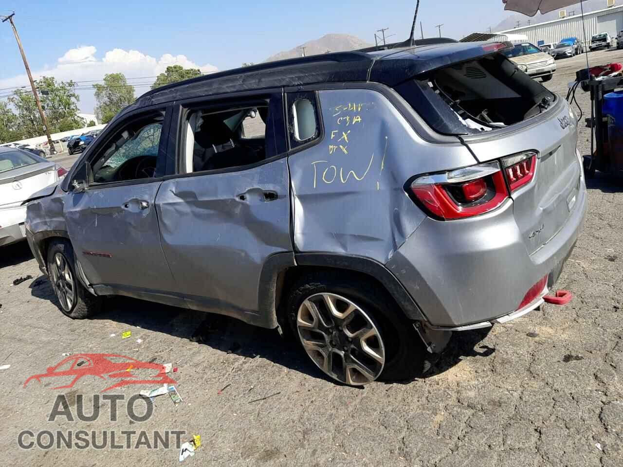 JEEP COMPASS 2017 - 3C4NJDDB5HT679784