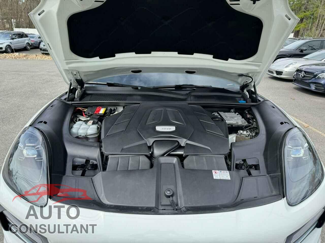 PORSCHE CAYENNE 2019 - WP1AA2AY7KDA16272