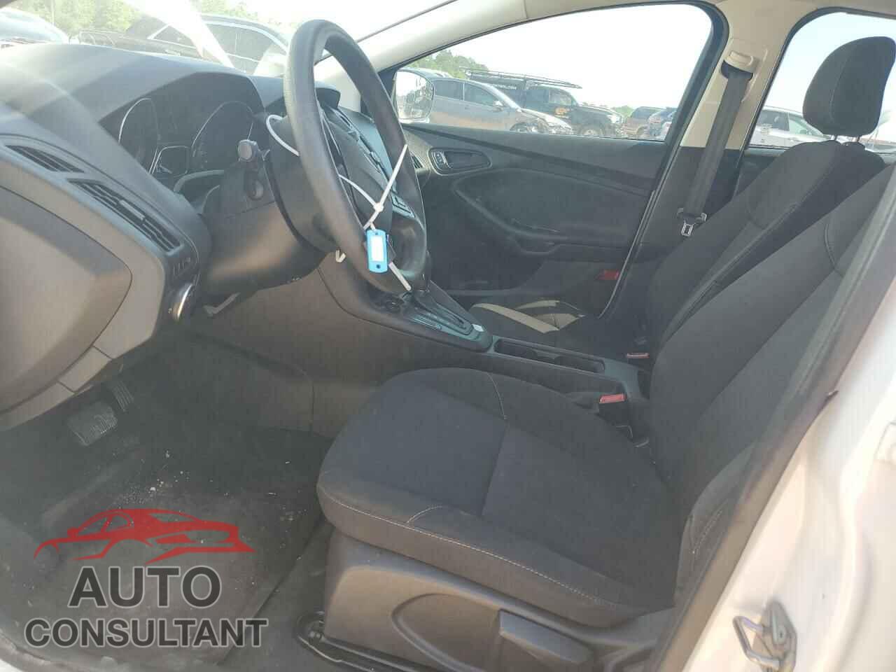 FORD FOCUS 2016 - 1FADP3E29GL285143