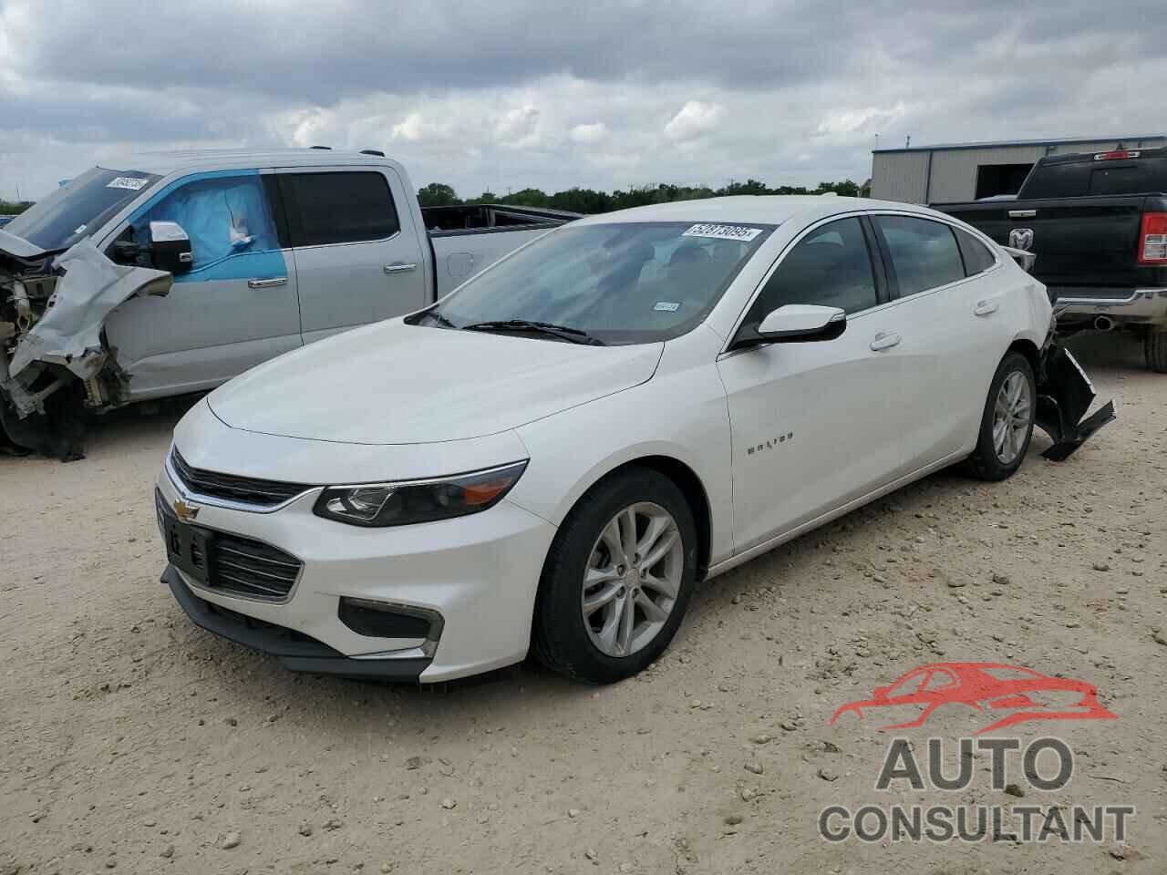 CHEVROLET MALIBU 2017 - 1G1ZE5ST9HF117039