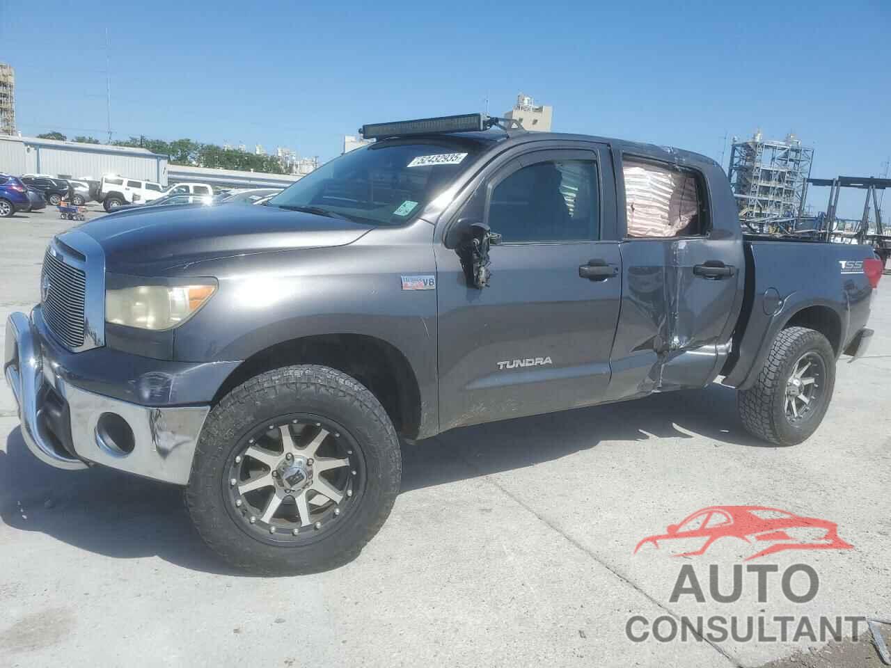 TOYOTA TUNDRA 2011 - 5TFEM5F12BX022731