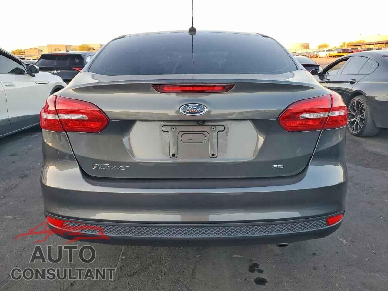 FORD FOCUS 2017 - 1FADP3F28HL211535
